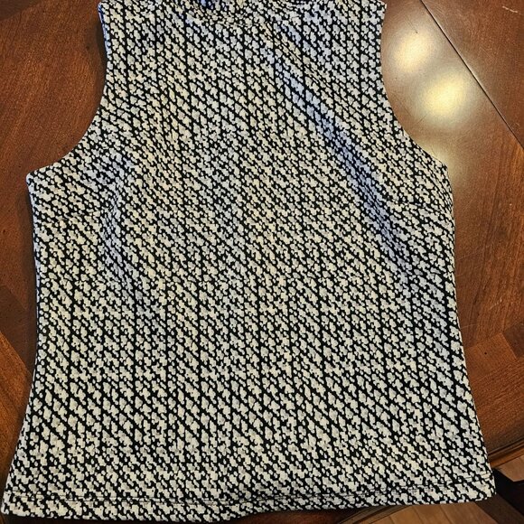 NEWYORK & CO.   TOP   POLYESTER  -  one time wear - Picture 1 of 1